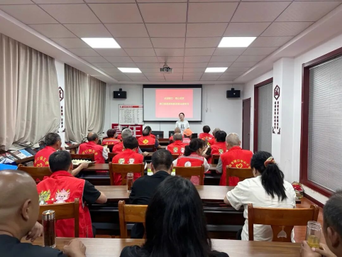陵口镇关工委“五老”学法护法